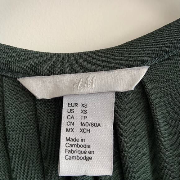 H&M XS Sleeveless Viscose Top - Picture 7 of 8